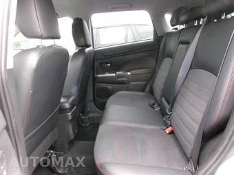 2025 Mitsubishi Outlander Sport - miniatura 17