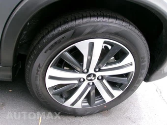 2025 Mitsubishi Outlander Sport - miniatura 8