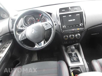 2025 Mitsubishi Outlander Sport - miniatura 17