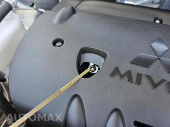 2025 Mitsubishi Outlander Sport - miniatura 11