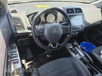 2025 Mitsubishi Outlander Sport - miniatura 11