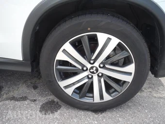 2025 Mitsubishi Outlander Sport - miniatura 14