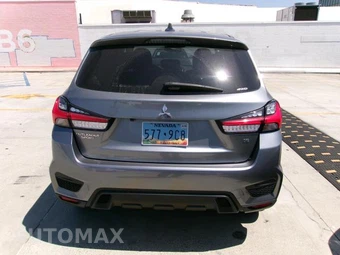 2025 Mitsubishi Outlander Sport - miniatura 3