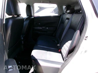 2025 Mitsubishi Outlander Sport - miniatura 19