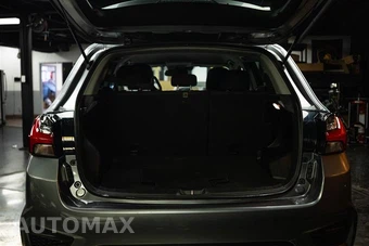 2025 Mitsubishi Outlander Sport LE - miniatura 7