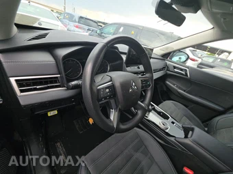 2025 Mitsubishi Outlander Trail Edition - miniatura 10