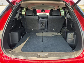 2025 Mitsubishi Outlander Trail Edition - miniatura 17