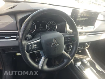 2025 Mitsubishi Outlander Trail Edition - miniatura 10