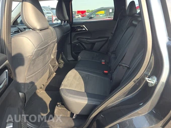 2025 Mitsubishi Outlander Trail Edition - miniatura 13