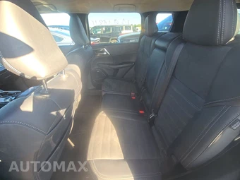 2025 Mitsubishi Outlander Trail Edition - miniatura 13