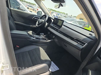 2025 Mitsubishi Outlander Trail Edition - miniatura 8