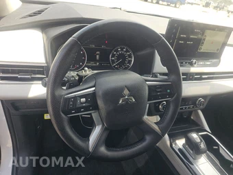 2025 Mitsubishi Outlander Trail Edition - miniatura 10