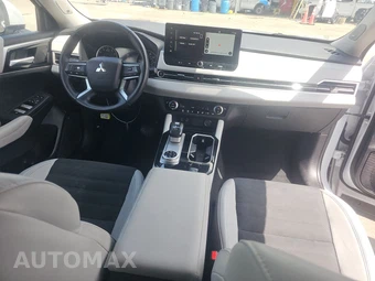 2025 Mitsubishi Outlander Trail Edition - miniatura 11