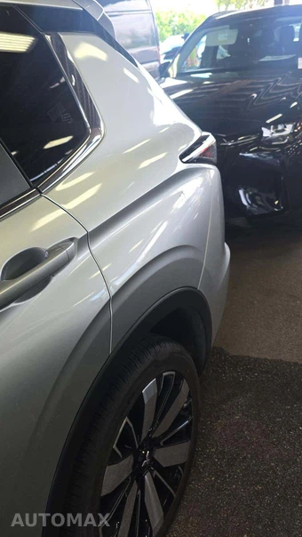 2025 Mitsubishi Outlander Trail Edition - miniatura 23