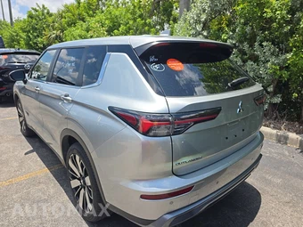 2025 Mitsubishi Outlander Trail Edition - miniatura 6