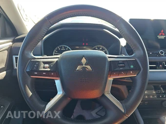 2025 Mitsubishi Outlander Trail Edition - miniatura 10