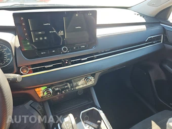 2025 Mitsubishi Outlander Trail Edition - miniatura 11