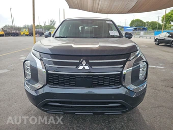 2025 Mitsubishi Outlander Trail Edition - miniatura 2