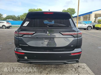 2025 Mitsubishi Outlander Trail Edition - miniatura 5