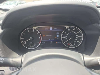 2025 Nissan Altima SL - miniatura 9
