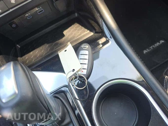 2025 Nissan Altima SL – miniatura 8