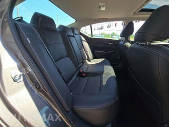 2025 Nissan Altima SL – miniatura 16