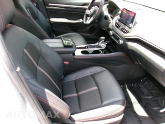 2025 Nissan Altima SR - miniatura 25