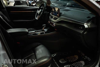 2025 Nissan Altima SR - miniatura 13