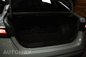 2025 Nissan Altima SR - miniatura 7