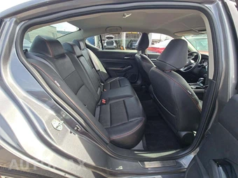 2025 Nissan Altima SR - miniatura 16