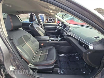 2025 Nissan Altima SR - miniatura 18