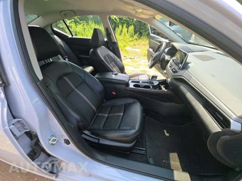 2025 Nissan Altima SR - miniatura 18