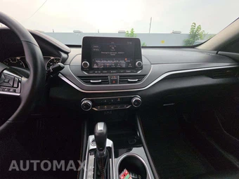 2025 Nissan Altima SR - miniatura 10