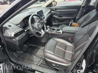 2025 Nissan Altima SR – miniatura 10