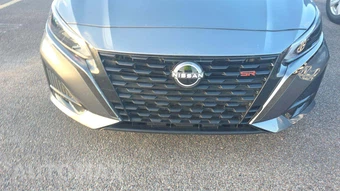 2025 Nissan Altima SR - miniatura 20