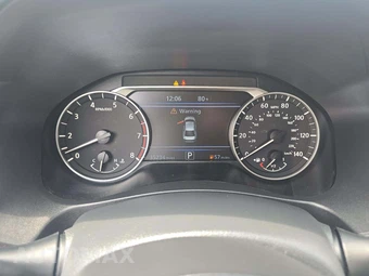 2025 Nissan Altima SR - miniatura 9