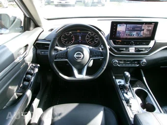 2025 Nissan Altima SR – miniatura 16