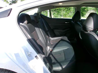 2025 Nissan Altima SR – miniatura 26