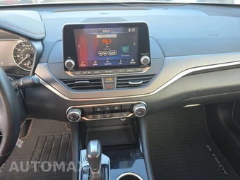 2025 Nissan Altima SR – miniatura 11