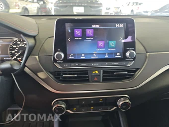 2025 Nissan Altima SR - miniatura 11
