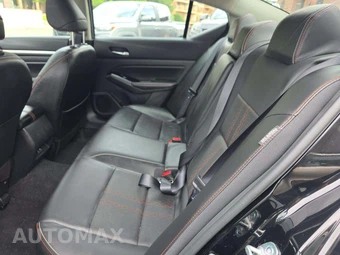 2025 Nissan Altima SR – miniatura 13