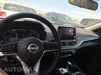 2025 Nissan Altima SR - miniatura 11