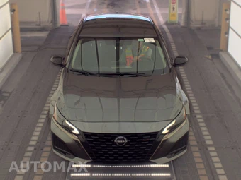 2025 Nissan Altima SR - miniatura 2