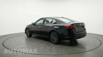 2025 Nissan Altima SV - miniatura 5