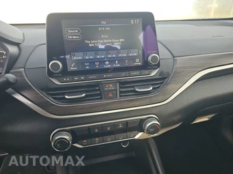 2025 Nissan Altima SV - miniatura 11