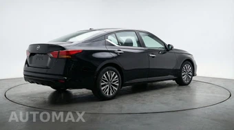 2025 Nissan Altima SV - miniatura 7