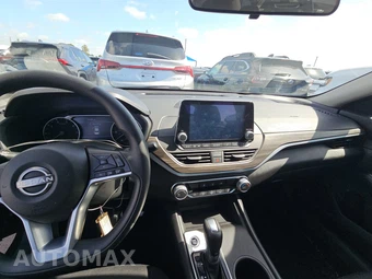 2025 Nissan Altima SV – miniatura 11