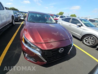 2025 Nissan Altima SV – miniatura 2