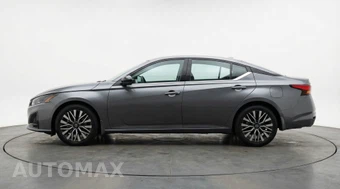 2025 Nissan Altima SV - miniatura 4