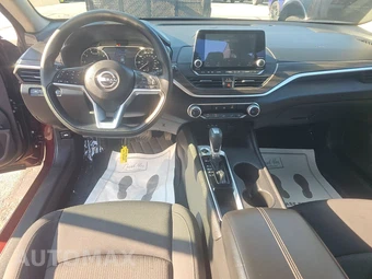 2025 Nissan Altima SV - miniatura 17